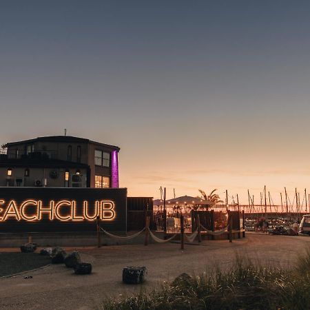 Rbr 747 - Beach Resort 캄퍼란트 외부 사진